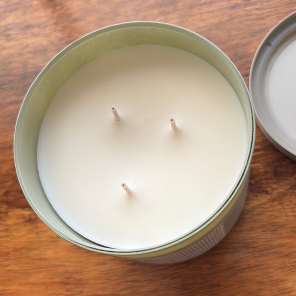 White Barn Nwt “Moonlit Goddess” From The New Fall Scents 3 Wick Candle - Picture 5 of 5